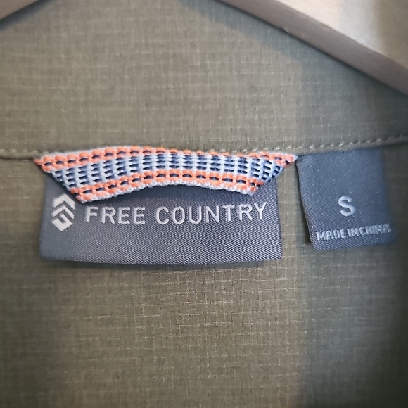 NWT Free Country Stretch Rip Stop Mens Outdoor Vest W Zip Pockets Sz. S - Picture 3 of 9